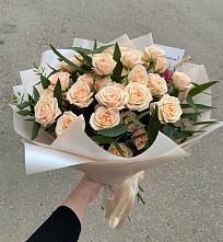 Букет Кремовые розы Латте в Мамайка
