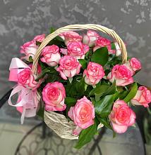 Цветочная композиция из Розы в корзине в Мамайка